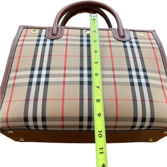 Authentic Burberry vintage two handle check bag. With dust bag. - Picture 9 of 10